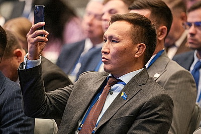 В Минске проходит пленарное заседание XIII Форума регионов Беларуси и России