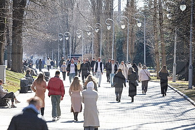 Солнечный весенний день в Минске