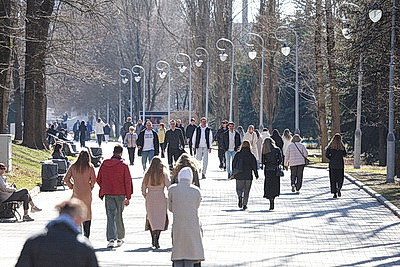 Солнечный весенний день в Минске