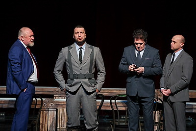 Нижегородский государственный академический театр драмы им.М.Горького представил в Минске спектакль \"Ревизор\"