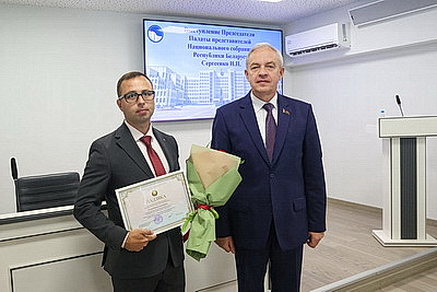 Сергеенко встретился с трудовым коллективом ГПО \"Минскстрой\" в преддверии Дня строителя