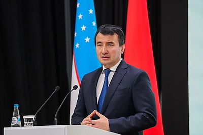 Экономика, наука, культура. На III Форуме регионов Беларуси и Узбекистана подписан ряд документов