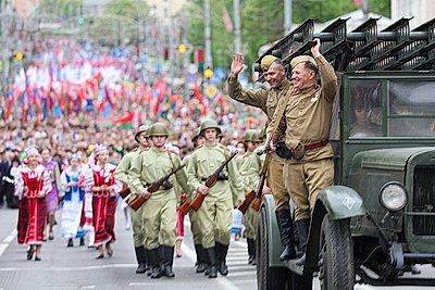 Парад военной техники, памятные акции: 9 Мая в Гомеле