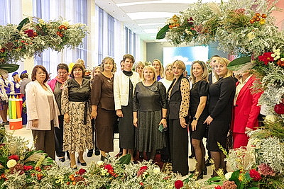 Педагогам - с благодарностью. Учителей чествовали на торжественных мероприятиях в Бресте и Гомеле