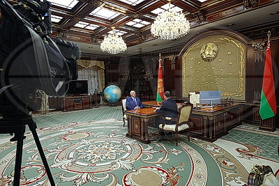 Лукашенко принял с докладом премьер-министра