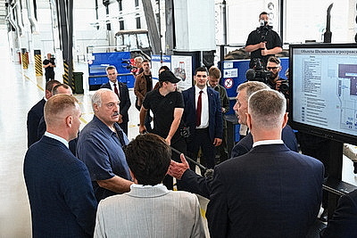 Лукашенко с рабочей поездкой посетил Шкловский район