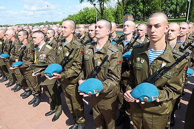 Около 10 тыс. новобранцев приняли военную присягу в Вооруженных Силах Беларуси