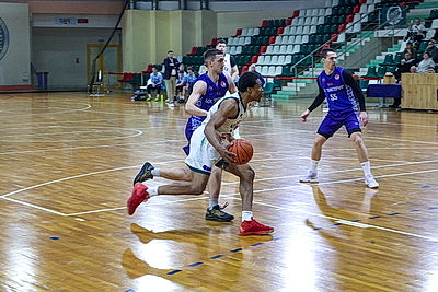 Баскетболисты \"Борисфена\" вышли в лидеры чемпионата Беларуси