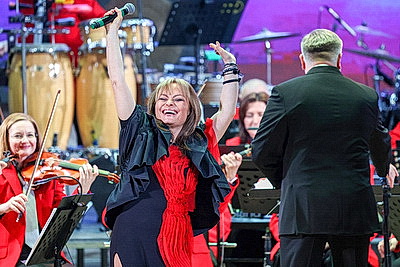 Музыка, объединившая поколения: оркестр имени Финберга переосмыслил хиты из советских фильмов