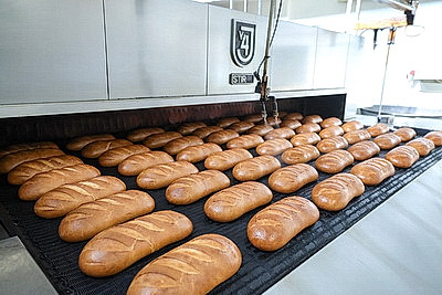 Для улучшения качества. На Оршанском хлебозаводе модернизировали линию производства хлеба