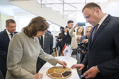 Кочанова: депутаты на местах первыми видят проблемы людей и знают об их реальных потребностях