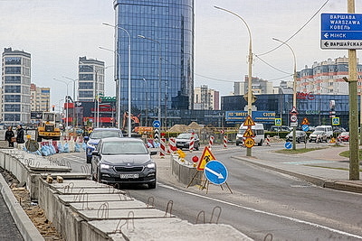 Монтаж пролетных сооружений на новой ветке моста через Мухавец в центре Бреста планируют начать летом
