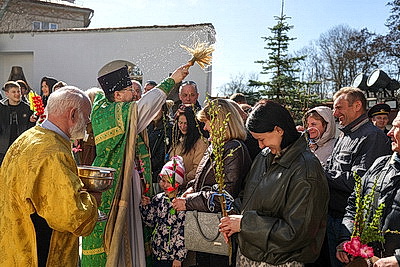 Православные верующие отметили Вербное воскресенье