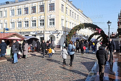 Банкуха, кузнечный мех и дубовые бочки. Чем удивляет ярмарка мастеров \"Казюкi\" в Гродно