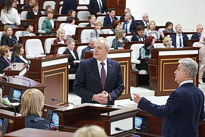 Диалог о будущем сердца страны. В Овальном зале собрались женщины, которые хотят сделать жизнь на селе ярче и комфортнее