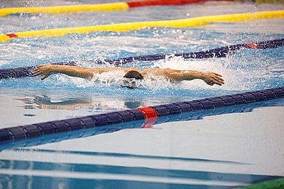 Открытое первенство Беларуси по плаванию среди юниоров проходит в Бресте