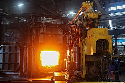 Почему промышленность - ключ к развитию регионов, рассказали на Могилевском металлургическом заводе