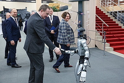 ИТ-ресурс Беларуси. Турчин ознакомился с ключевыми разработками ПВТ