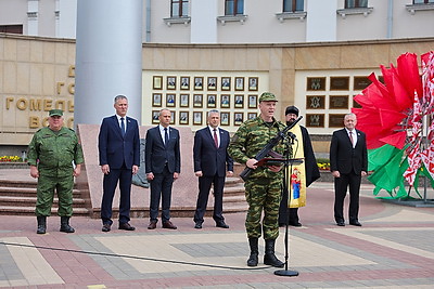 В Гомеле военнообязанные территориальных войск приняли присягу