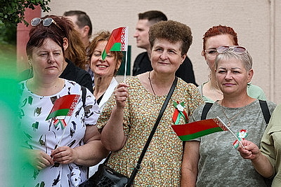 С благодарностью за мир. Торжественное шествие в День Независимости объединило более 20 тыс. жителей и гостей Гомеля