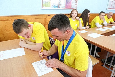 \"Лидерство атлетов \"Спешиал Олимпикс\": тематические тренинги прошли в Бобруйске