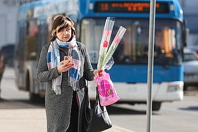 \"101 тюльпан для милых дам\". Гродненские спасатели поздравили женщин с 8 Марта