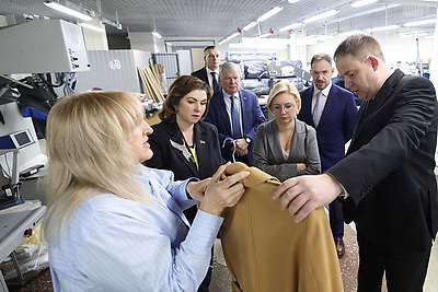 Минпромторг России и \"Беллегпром\" обсудили развитие совместных проектов предприятий двух стран