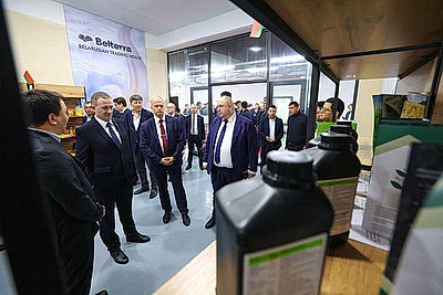 Премьеры Беларуси и Узбекистана продолжают совместную работу в городе Термез