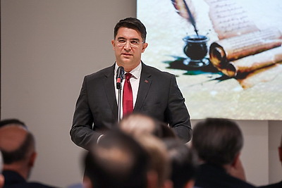 Иностранные дипломаты заговорили на мове. Глава МИД Рыженков встретил их в историческом месте Минска