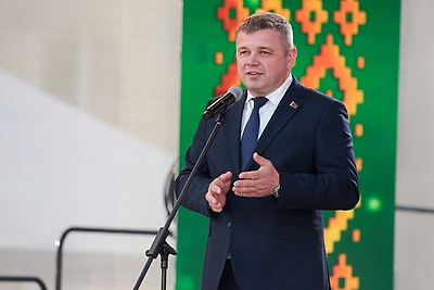 \"Дажынкі-2026\". Лучших тружеников села Витебской области чествуют в Миорах
