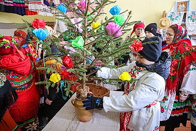 Старинный обряд \"Чырачка\" провели в агрогородке Тонеж