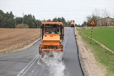 Активно включились в ремонт дорог в Гродненском районе