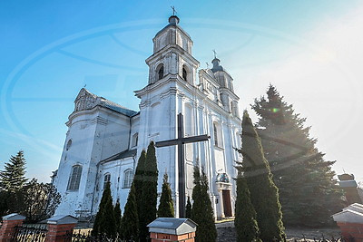 Достопримечательности. Костел Святой Троицы в деревне Дуниловичи