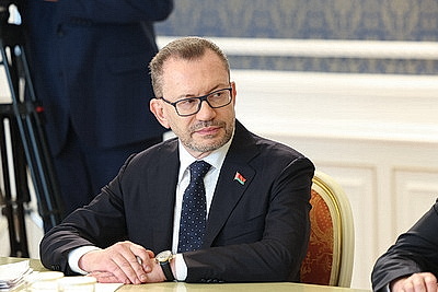 Лукашенко собрал совещание по отдельным вопросам социально-экономического развития