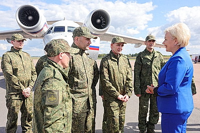 Десять российских военных после обмена подлечились в Гомеле и отправились домой