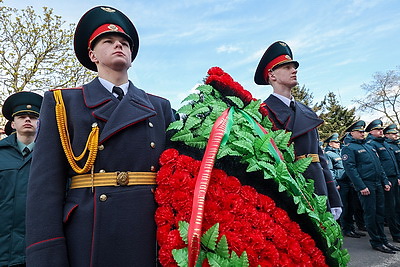 Уроки прошлого для безопасного настоящего. В Минске спасатели почтили память ликвидаторов аварии на ЧАЭС