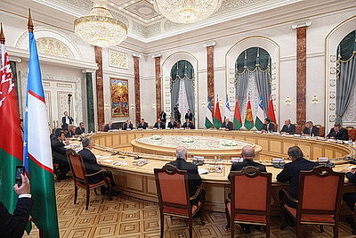 Лукашенко и Мирзиёев договорились о принципиально новом подходе в отношениях Беларуси и Узбекистана