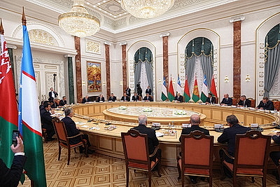 Лукашенко и Мирзиёев договорились о принципиально новом подходе в отношениях Беларуси и Узбекистана