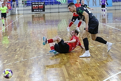 Спортсмены \"Столицы\" вышли вперед в финале чемпионата Беларуси по мини-футболу