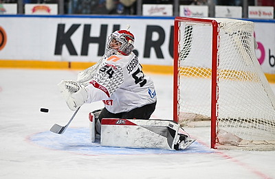 Минские динамовцы в овертайме дома уступили \"Авангарду\"