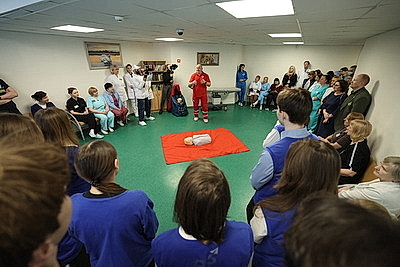 Базовые навыки оказания первой помощи получили минские школьники