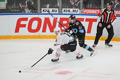 Минские динамовцы в овертайме дома уступили \"Авангарду\"