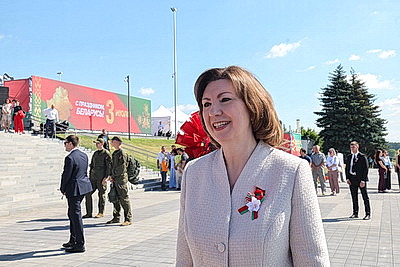 Символ мужества и гордости народа. Торжества по случаю Дня Независимости проходят на Кургане Славы