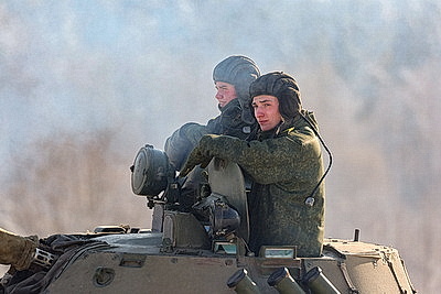 Проверка ВС по поручению Президента продолжается в одной из частей 72-го учебного центра