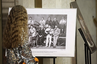 \"Способность трогать душу\". В Минске отметили 85 лет со дня рождения Владимира Мулявина