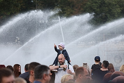 От парада на воде до интерактивных площадок. В Минске отметили День пожарной службы