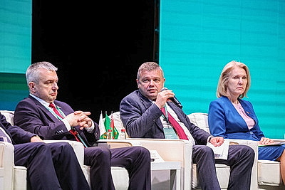 Представителей 16 стран объединил Гомельский экономический форум