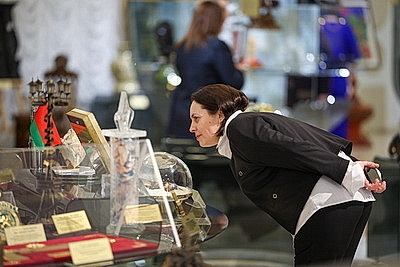 Представительницы сферы ЖКХ побывали с экскурсией во Дворце Независимости