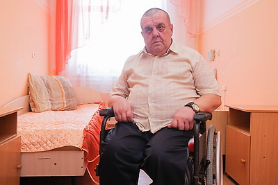 Поделиться теплом. В Клецком районе приняли участников акции \"Подари радость ближнему\"