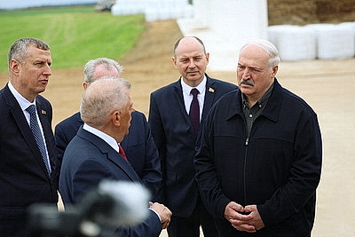 Лукашенко ознакомился с развитием племенного животноводства
